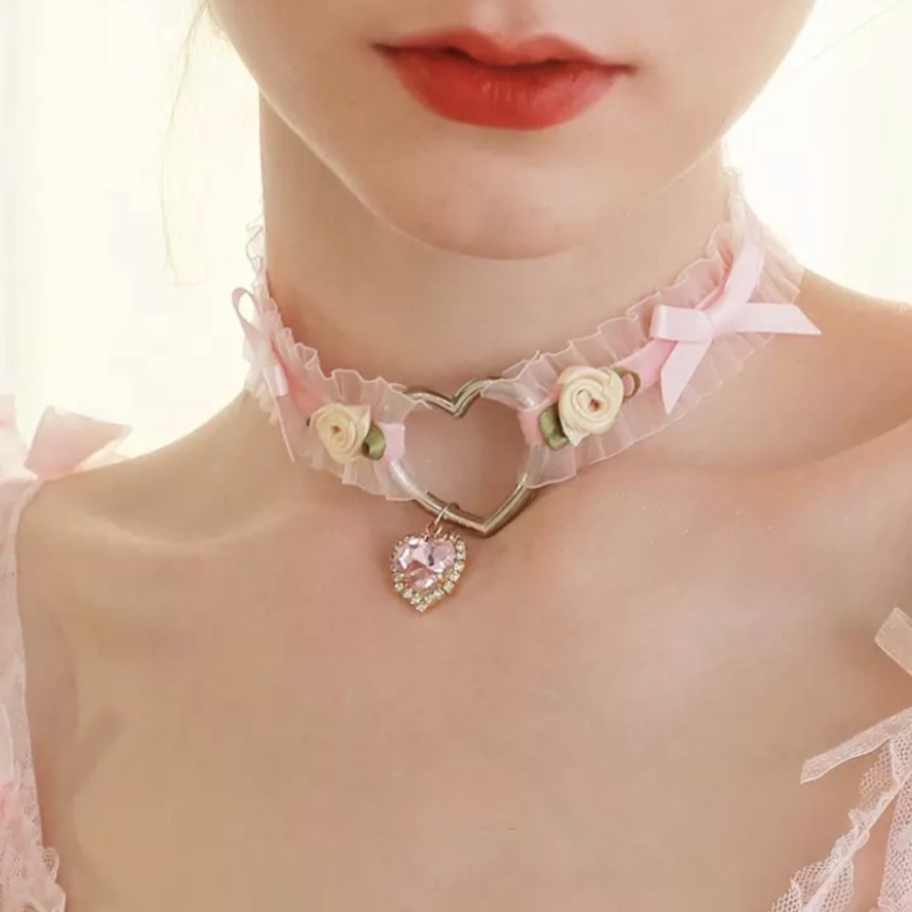 Pink Lolita collar ruffles and heart